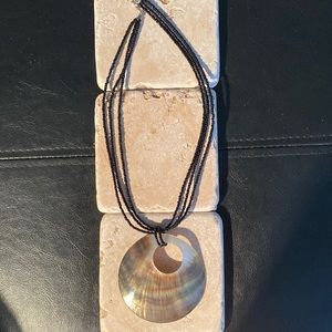 Ladies necklace beautiful shell with black beads